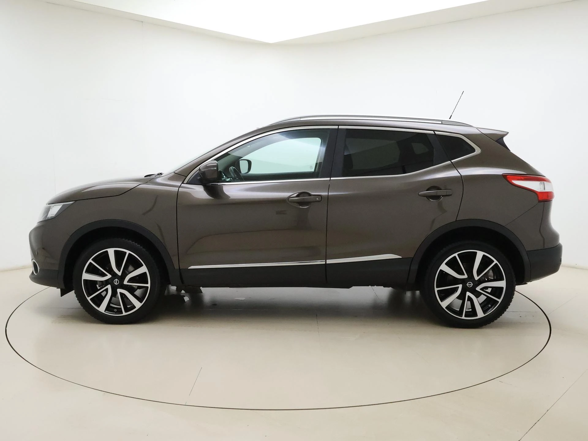 Nissan-QASHQAI-image-2