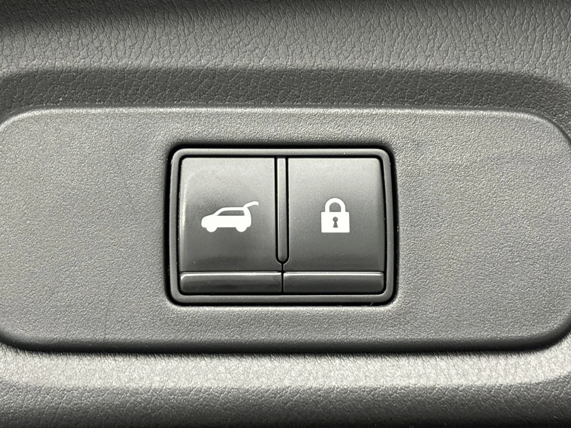 Nissan-QASHQAI-image-24