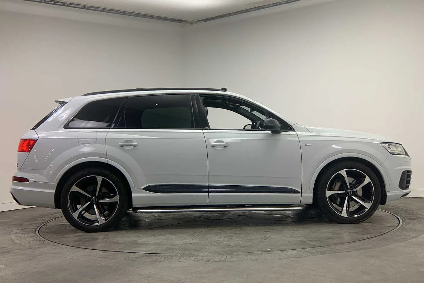 Audi-Q7-image-3