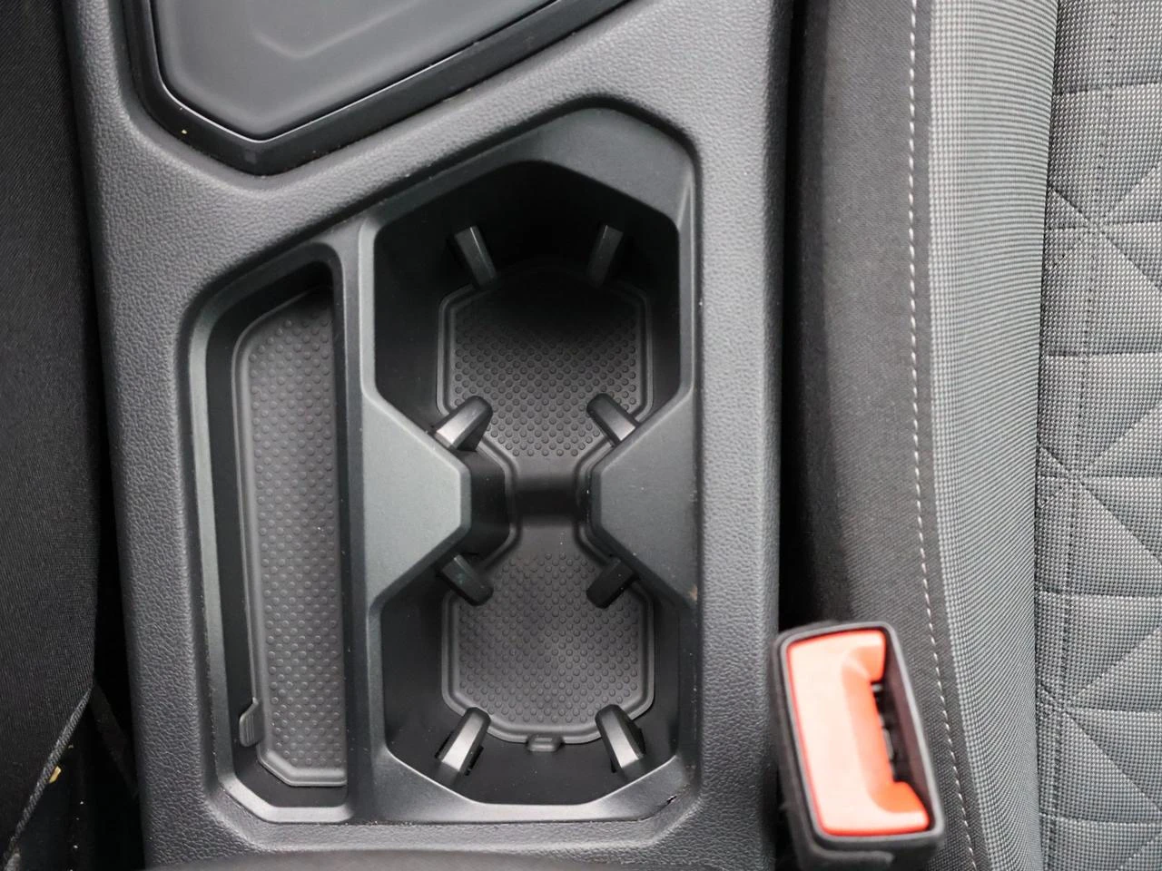 Volkswagen Tiguan eHybrid (PHEV) Tiguan eHybrid 1.4 Life Business 245PK *AUTOMAAT*VIRTUAL COCKPIT*NAVI*APP-CONNECT*CAMERA*PDC*ACC*AIRCO*...*