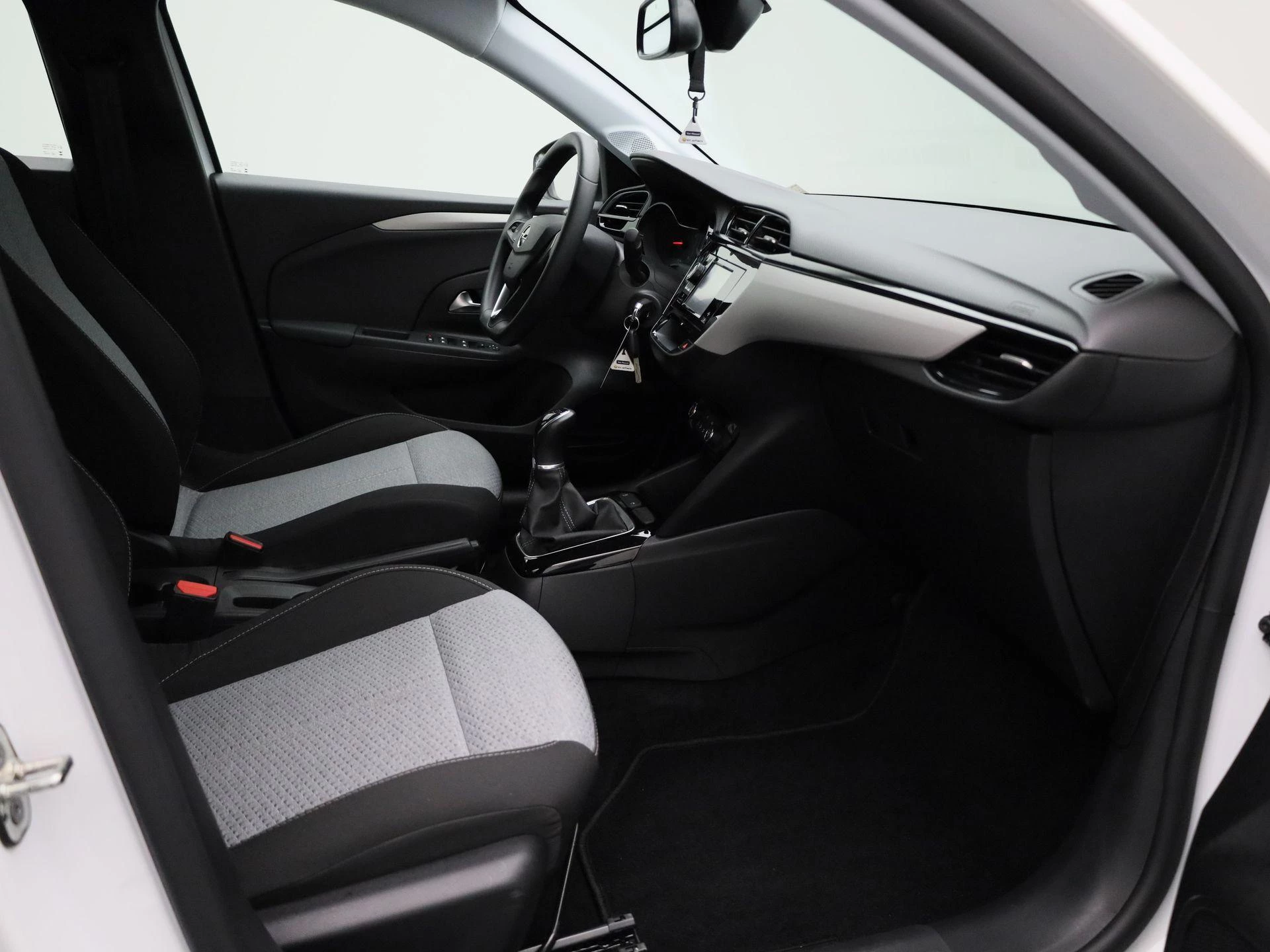 Opel-Corsa-image-27