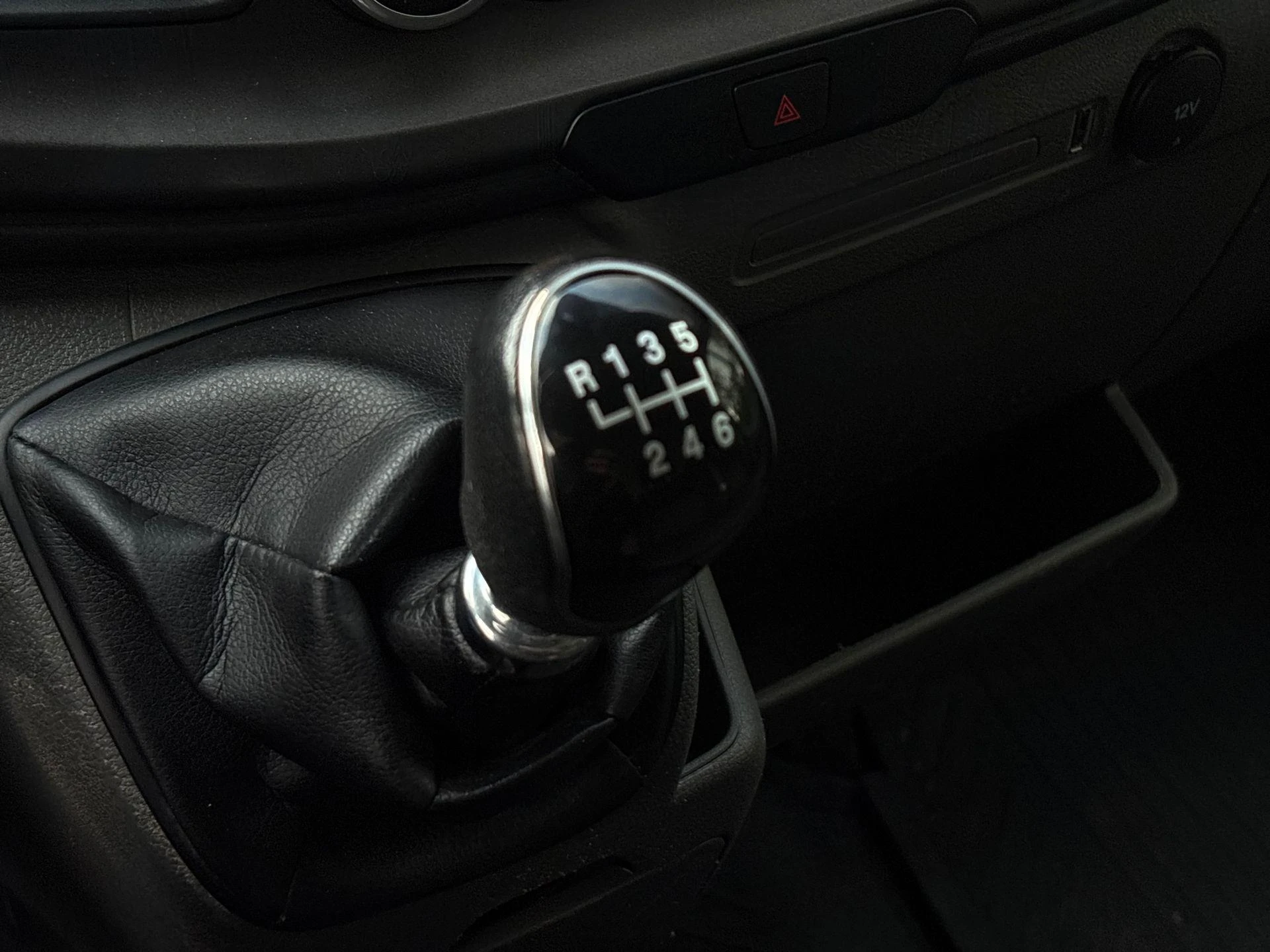 Ford-Transit-image-8