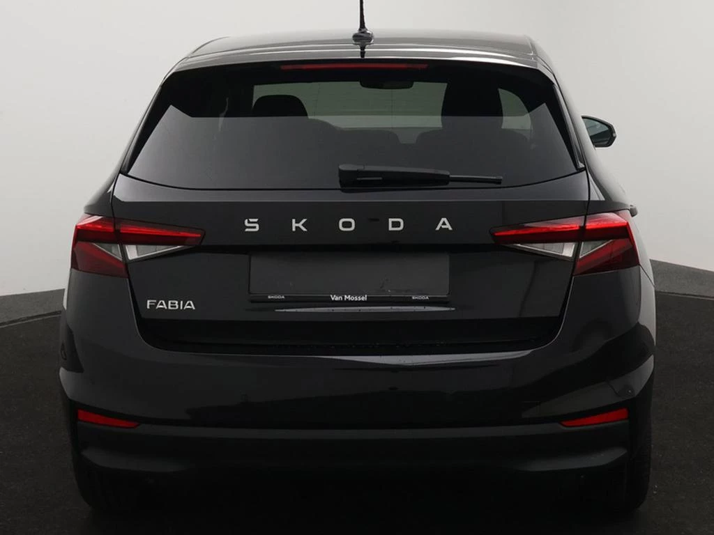 Škoda-Fabia-image-3