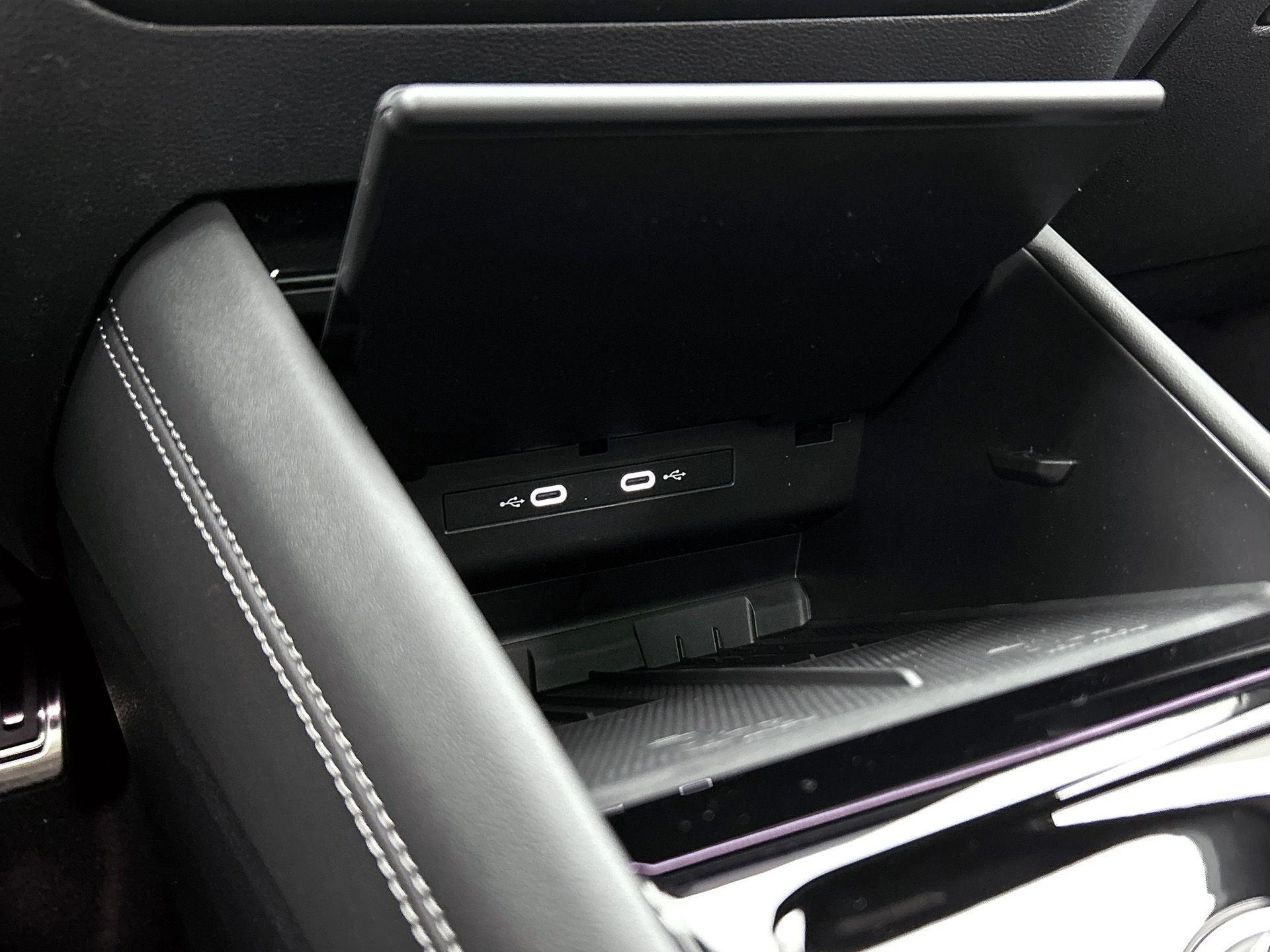 Volkswagen-Tiguan-image-38