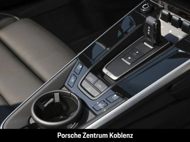 Porsche-911-image-26