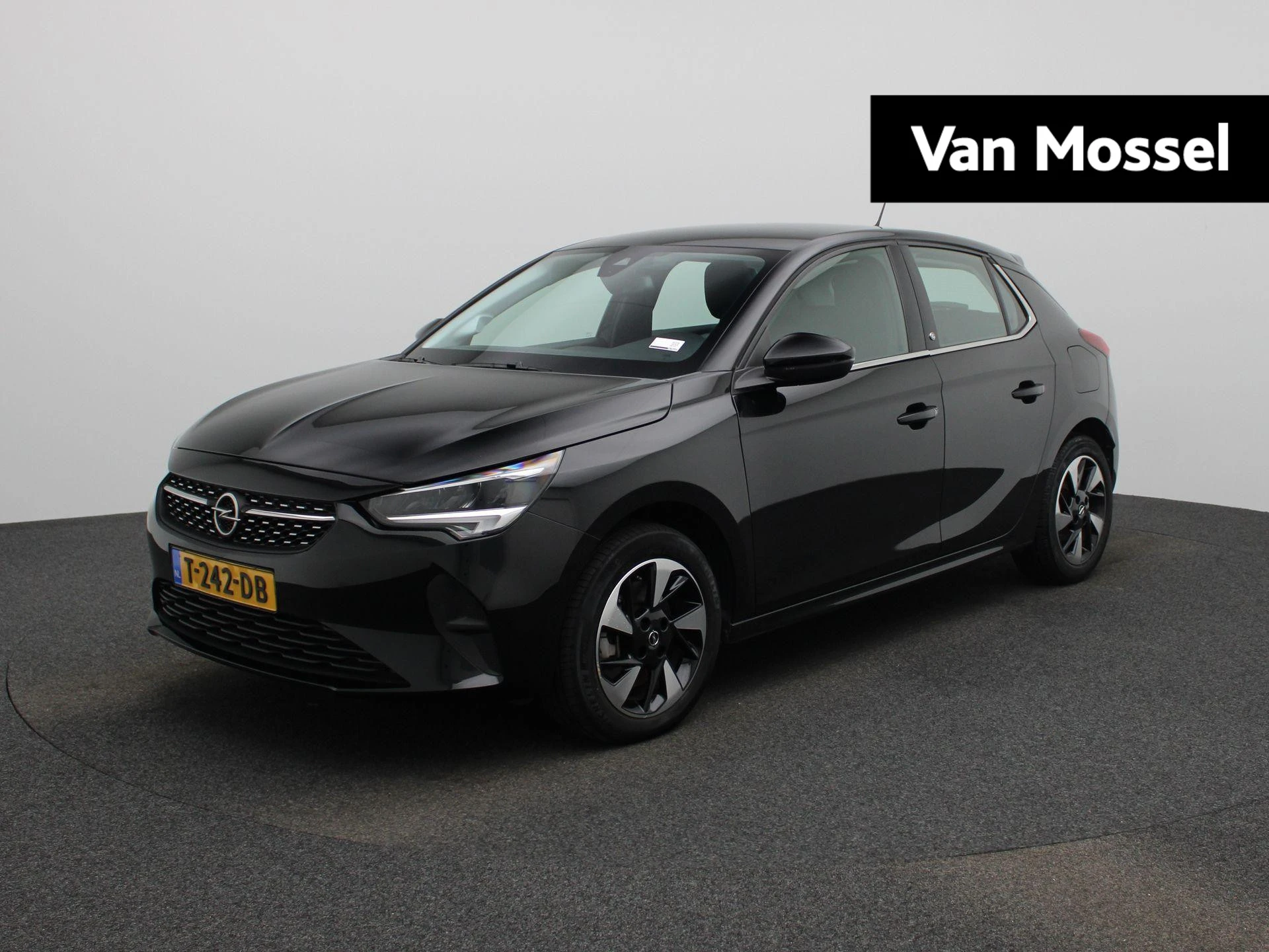 Opel-Corsa-e-image-0