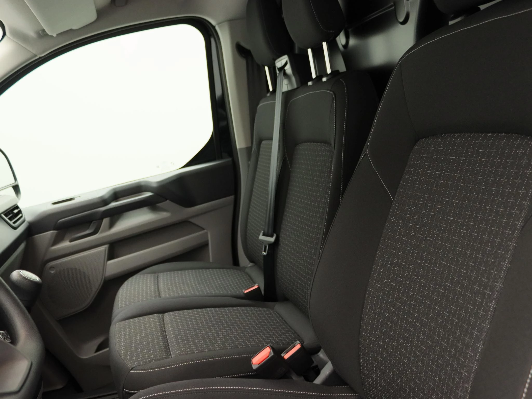 Ford-Transit Custom-image-9