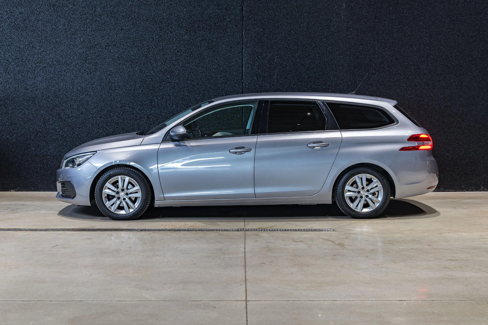Peugeot-308-image-3