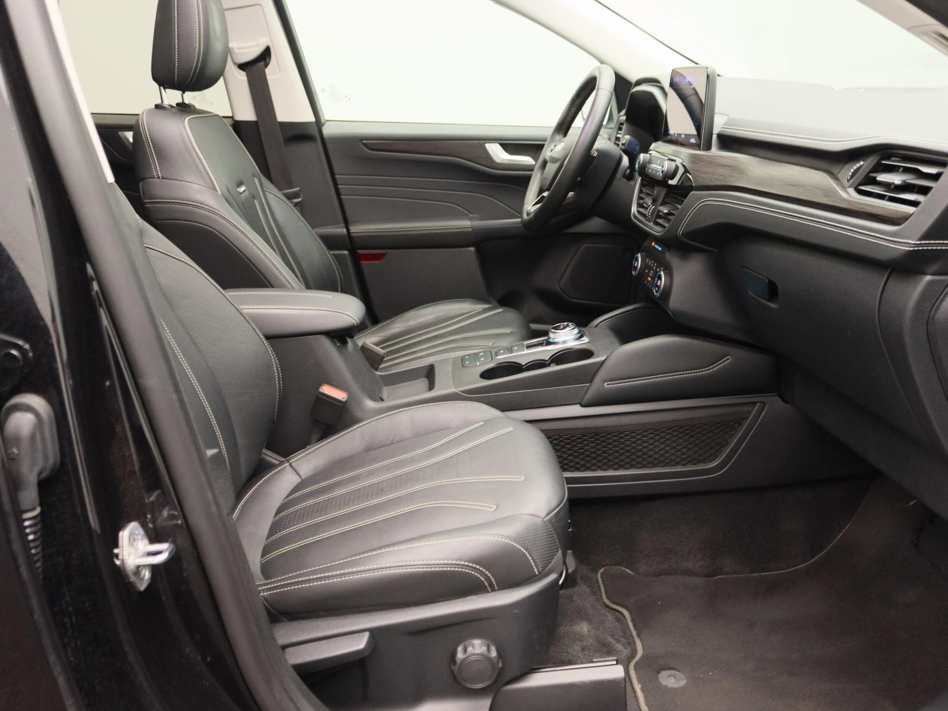 Ford-Kuga-image-26