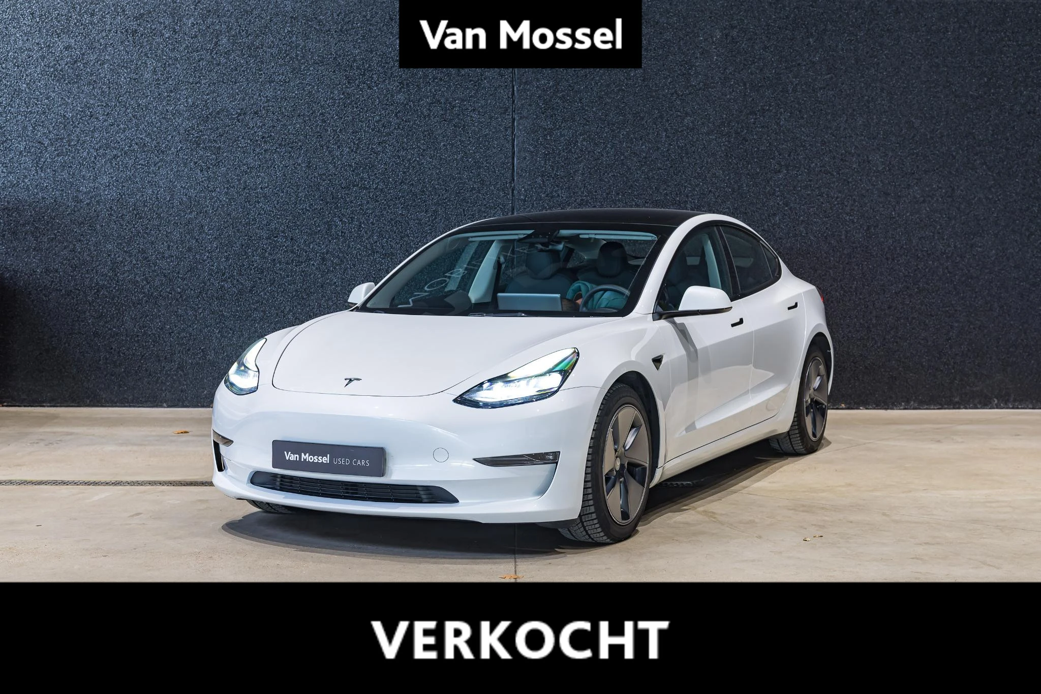 Tesla-Model 3-image-0