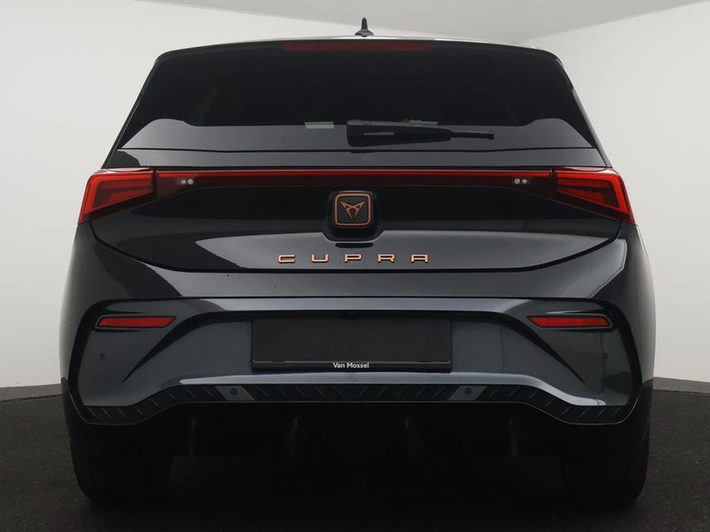 CUPRA Born Born Business 204pk 59kWh * DEMO *