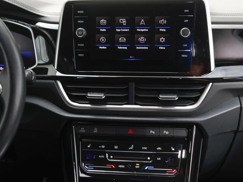 Volkswagen T-Roc 1.5 TSI DSG R-Line AHK/Navi/RFK
