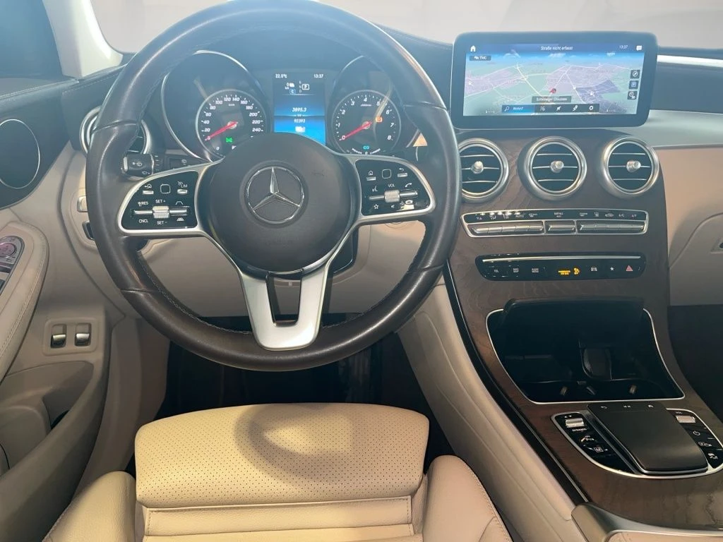 Mercedes-Benz-GLC 300 e-image-10