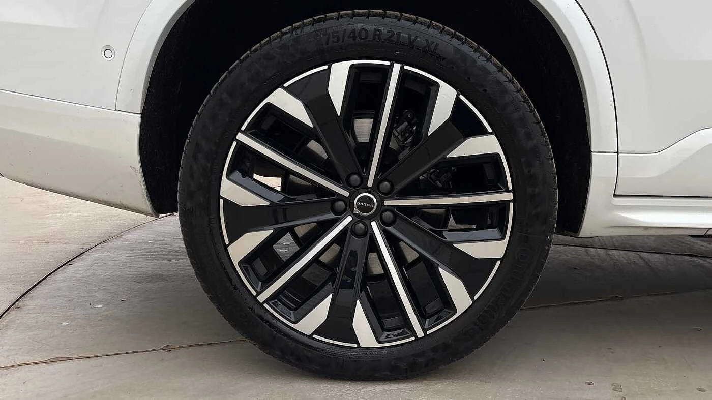 Volvo-XC90-image-18