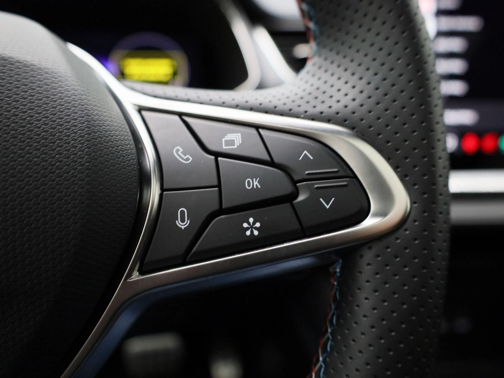 Renault-Captur-image-15
