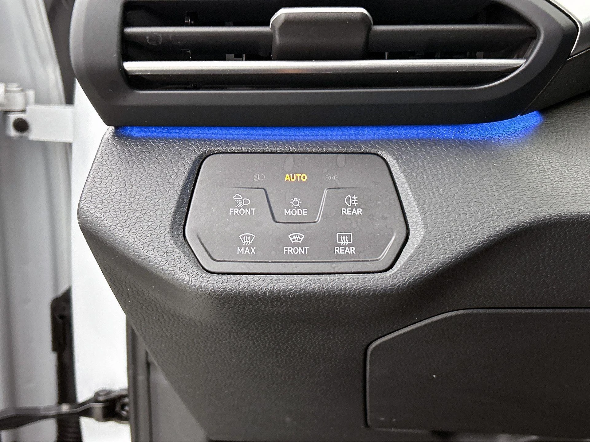 Volkswagen-ID.4-image-31