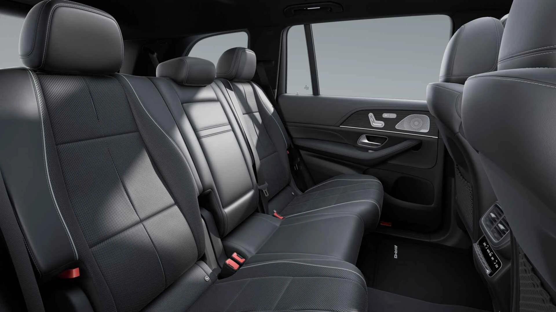 Mercedes-Benz-GLS-image-10