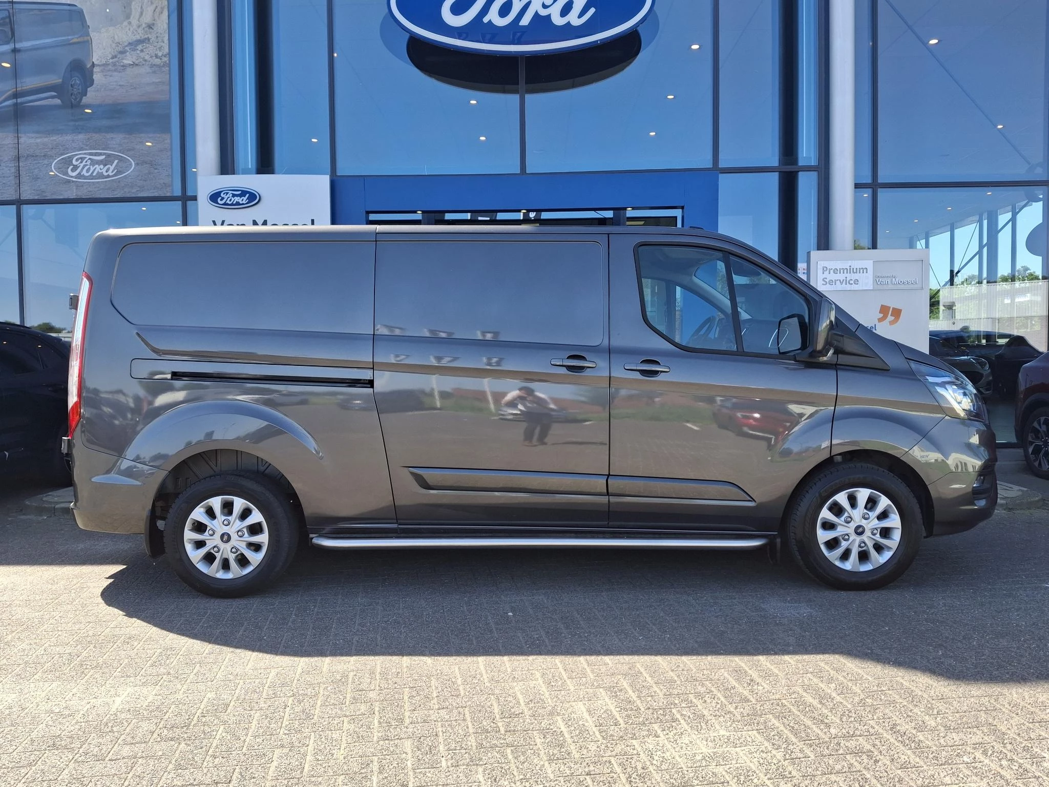 Ford Transit Custom 300 2.0 TDCI L2H1 Limited