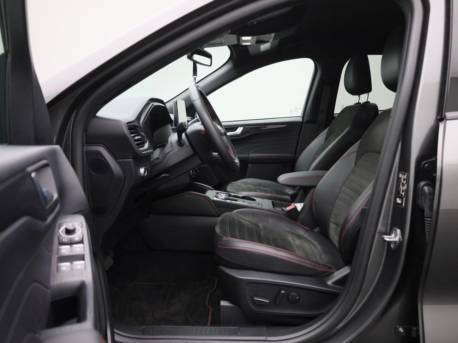Ford Kuga 2.5i FHEV Aut. 190PK ST-Line X