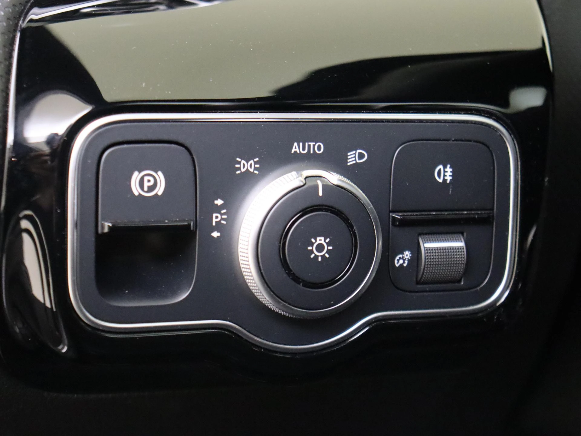 Mercedes-Benz-A-Klasse-image-24