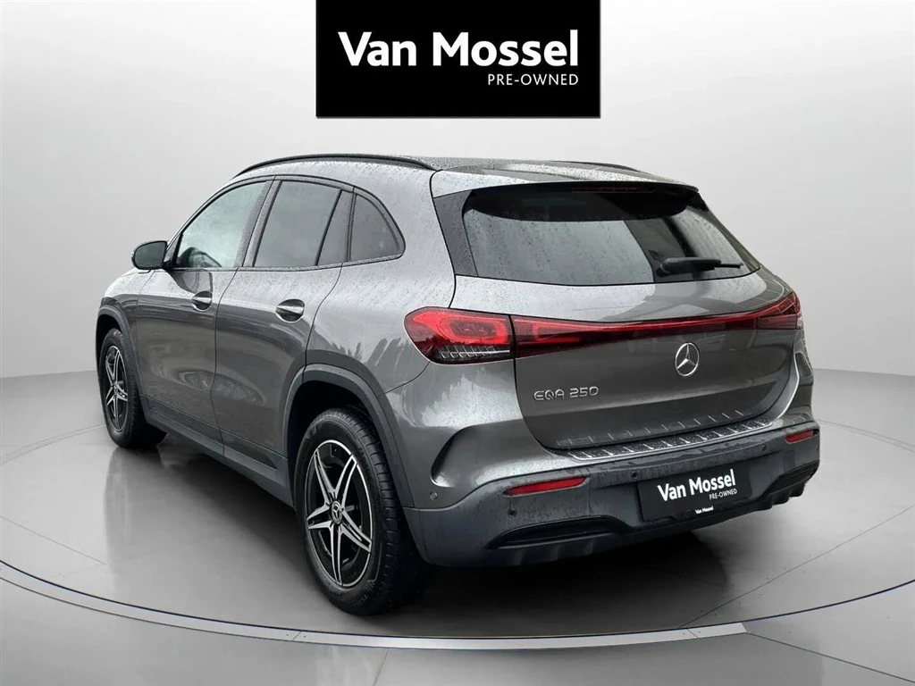 Mercedes-Benz-EQA-image-6