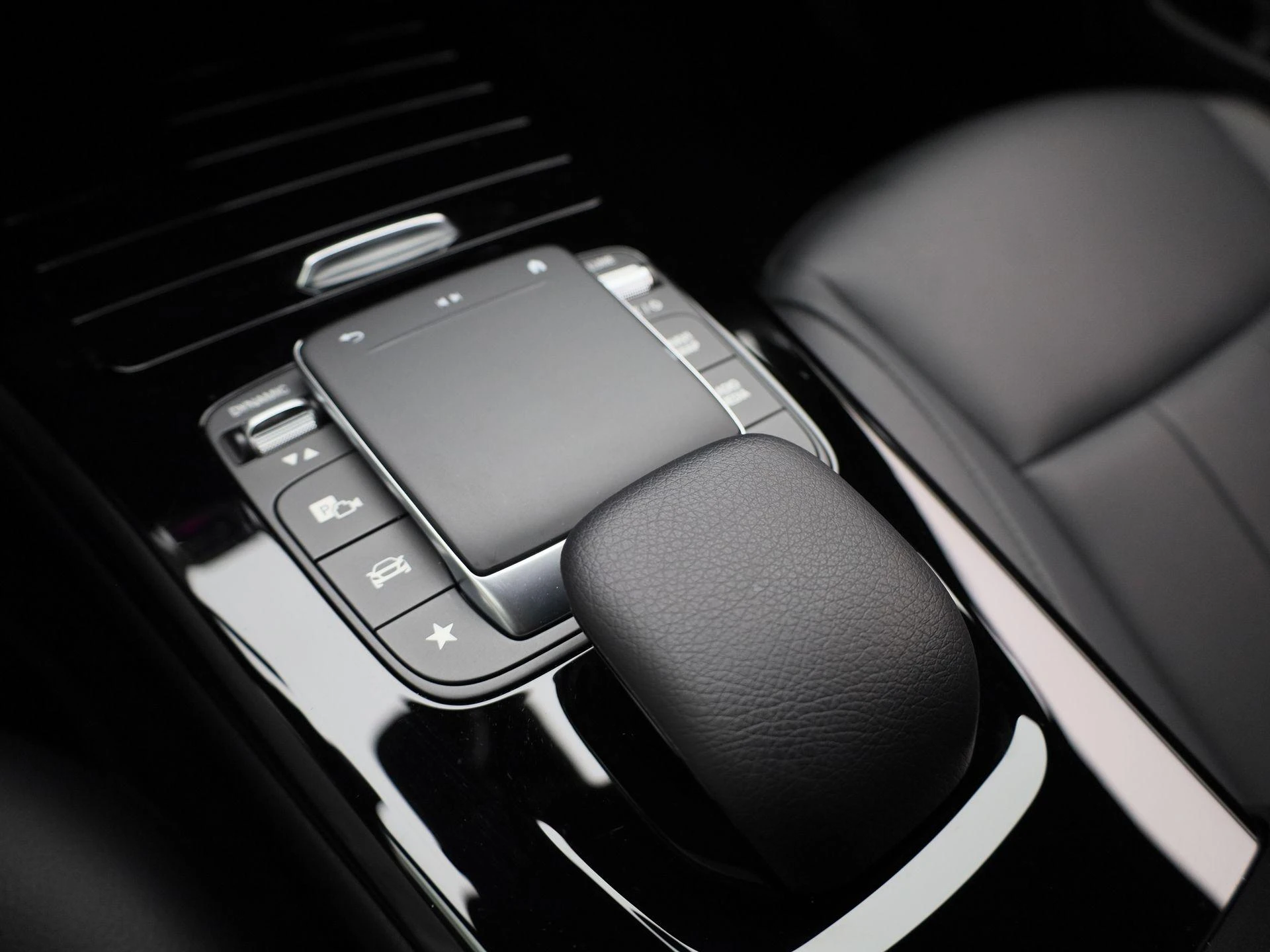Mercedes-Benz-A-Klasse-image-33