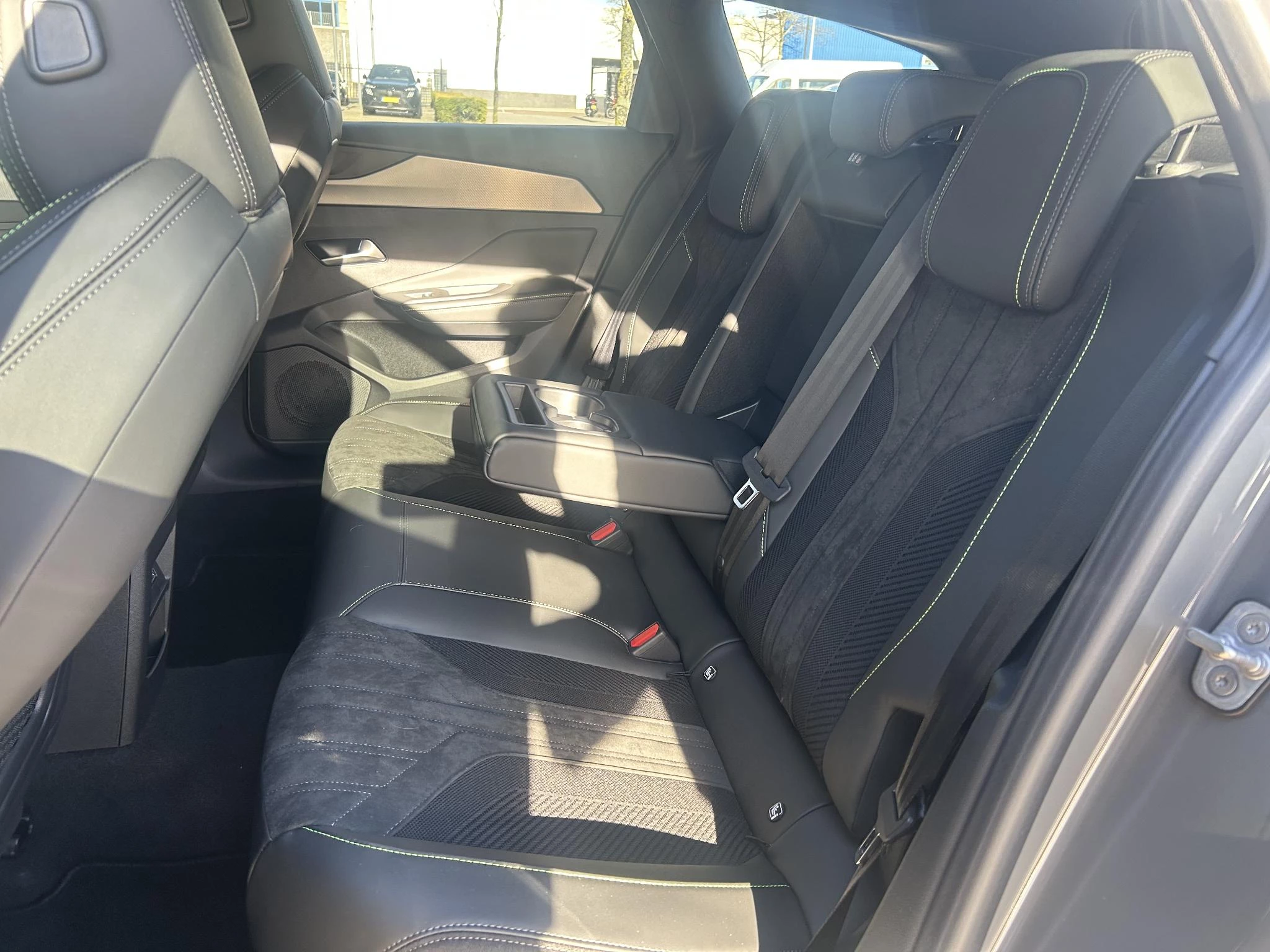 Peugeot-e-308-image-23