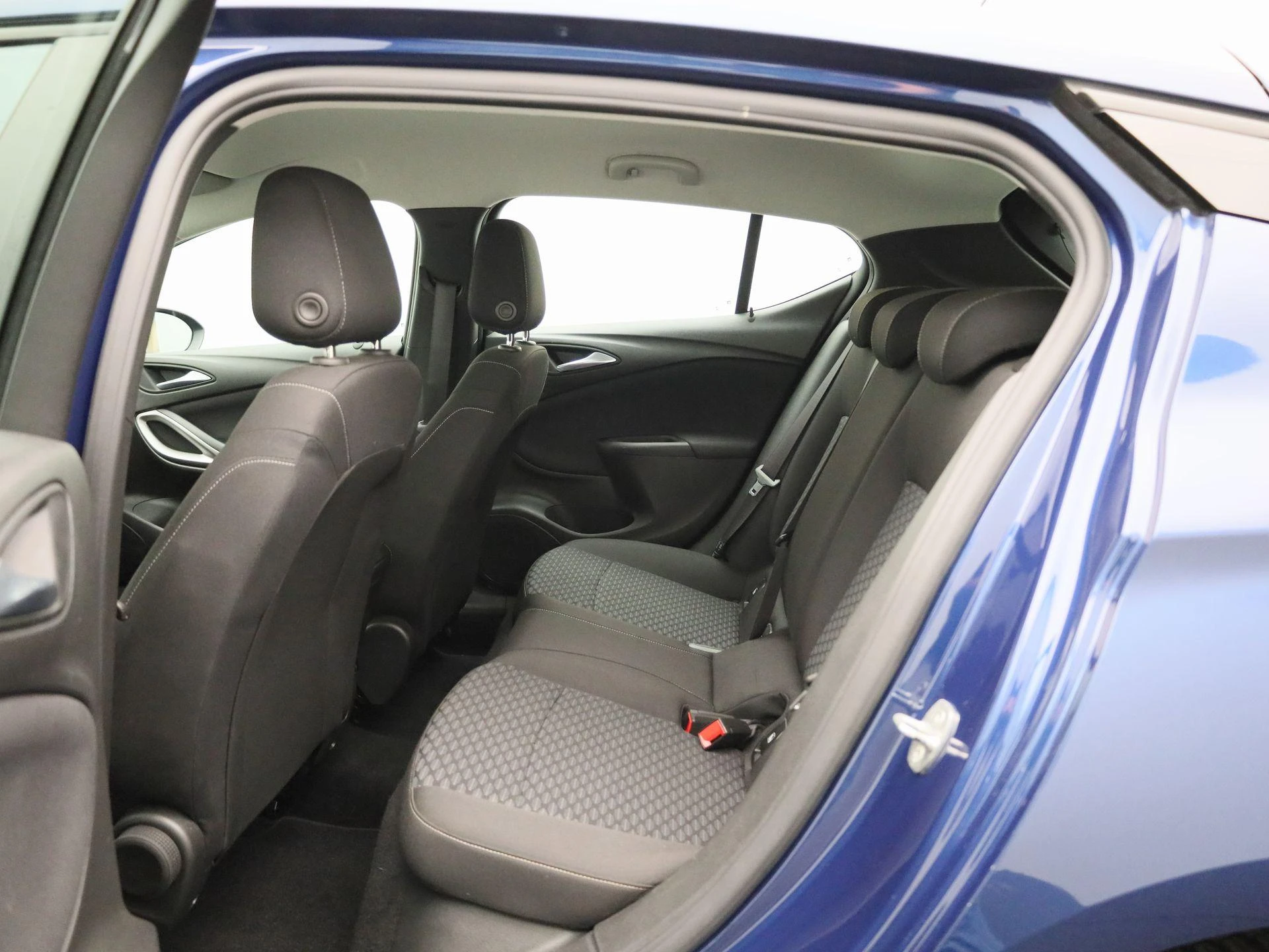 Opel-Astra-image-9