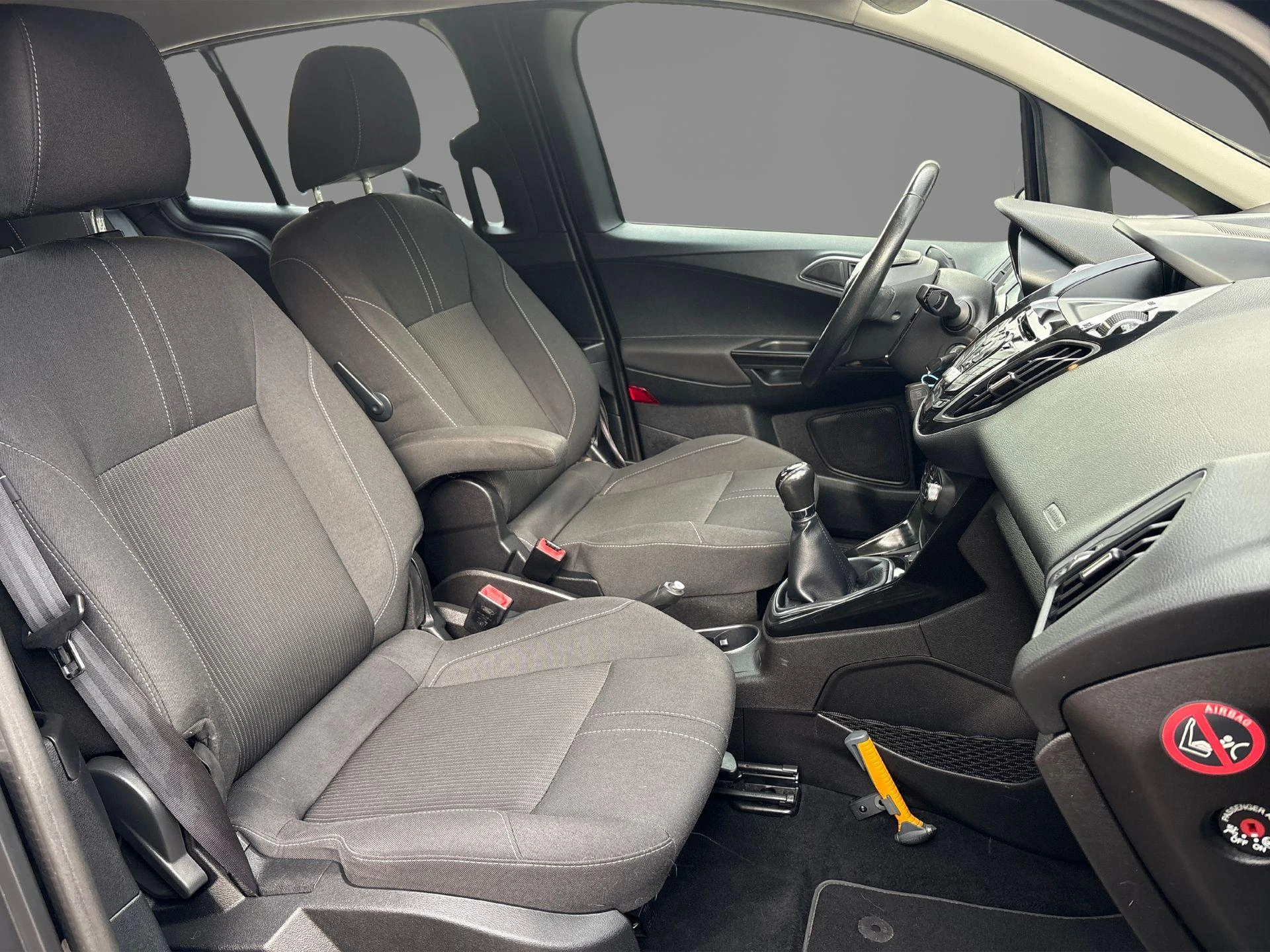 Ford-B-MAX-image-29