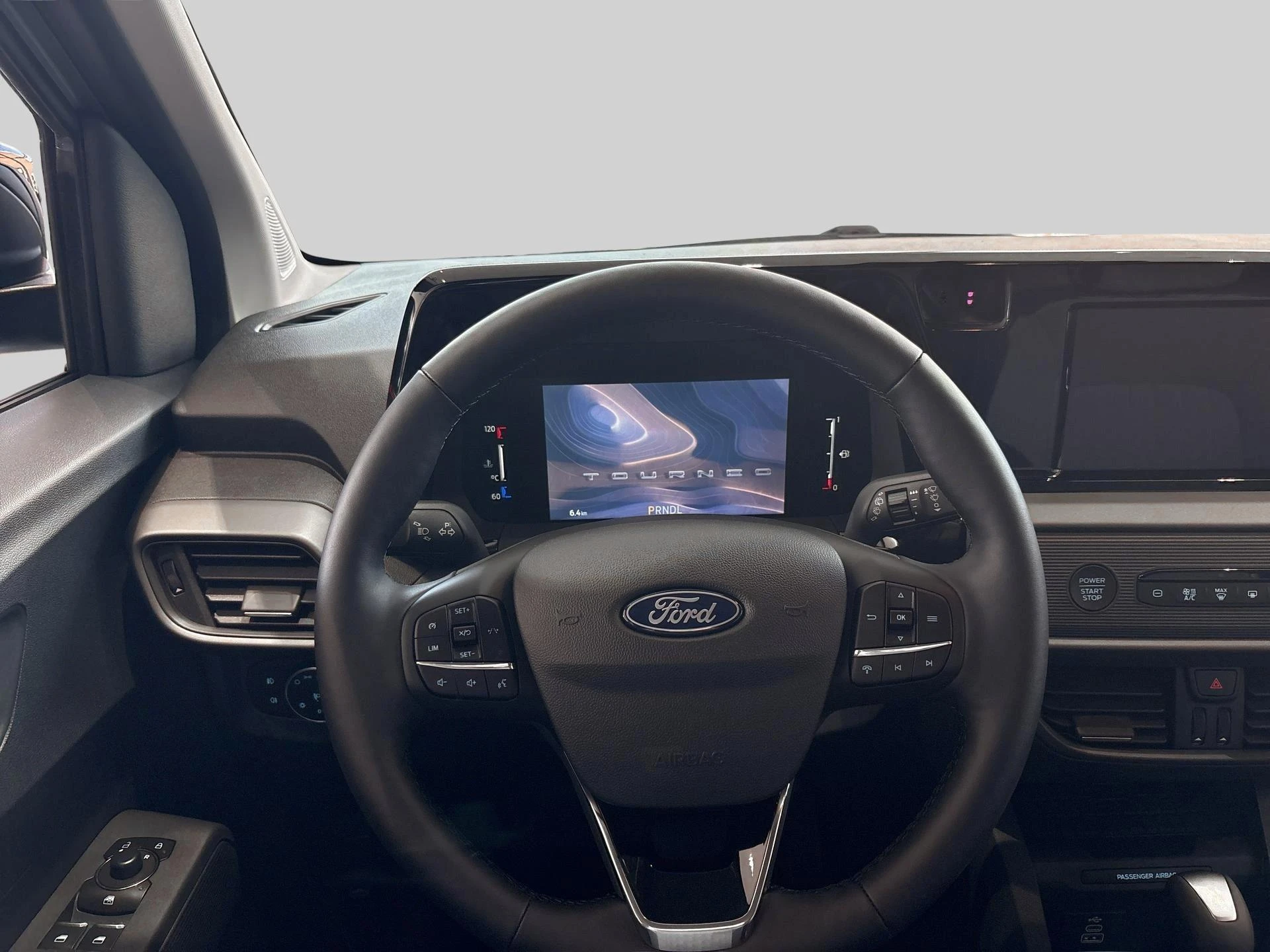Ford-Tourneo Courier-image-9