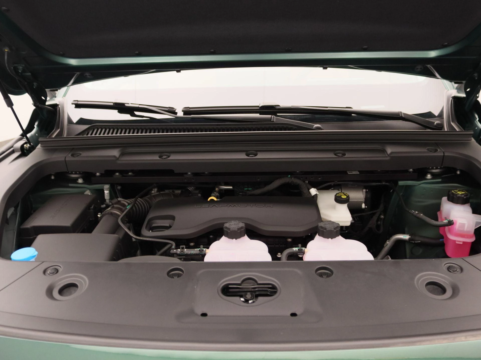 Leapmotor C10 Design REEV 28.4 kWh