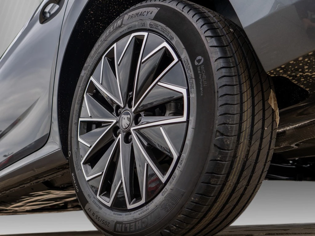Škoda Kamiq 1,0 TSI DSG Tour