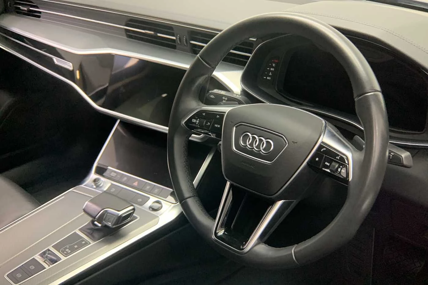 Audi-A6-image-5