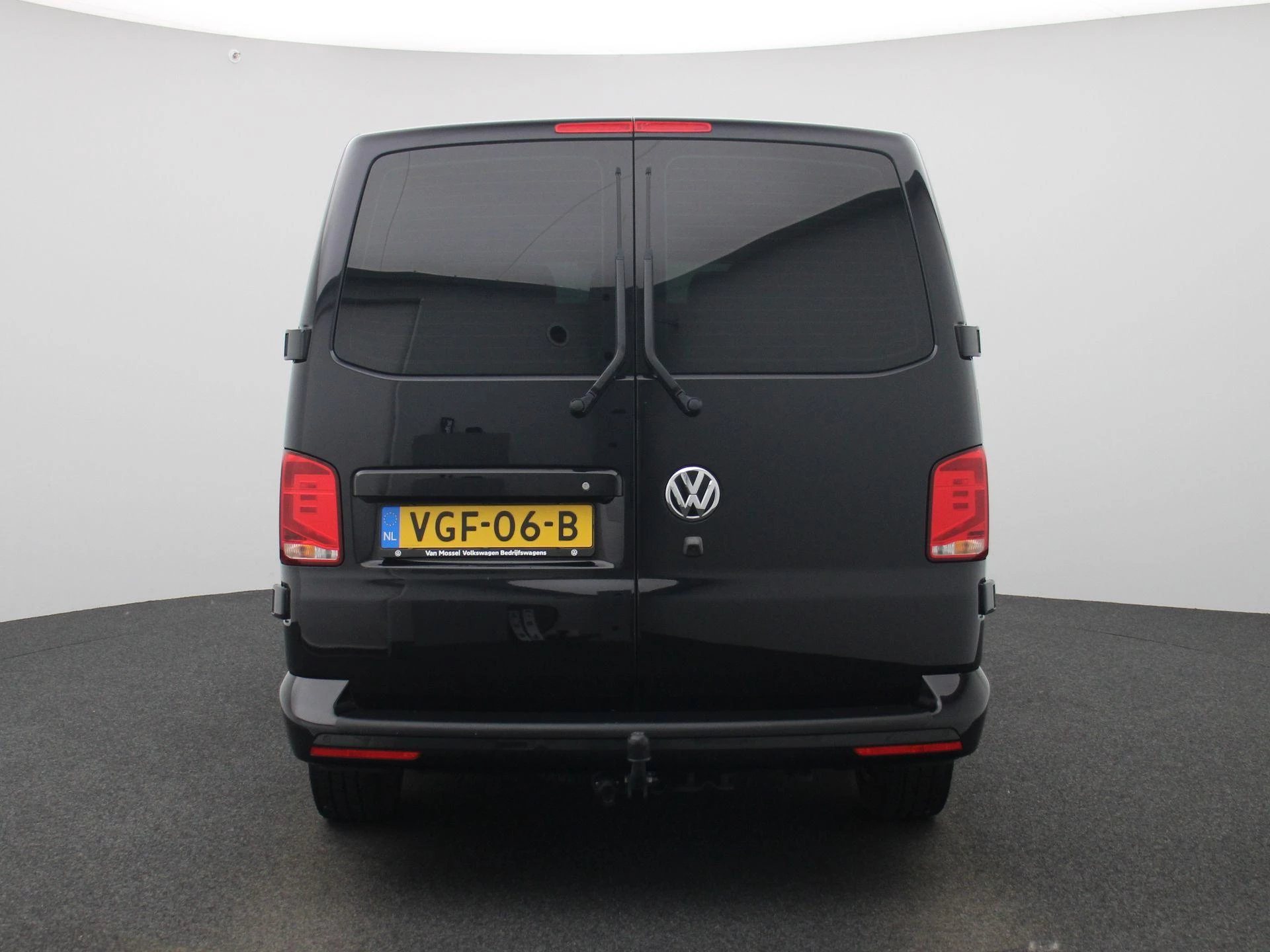 Volkswagen Transporter 2.0 TDI L2H1 Bulli 150PK
