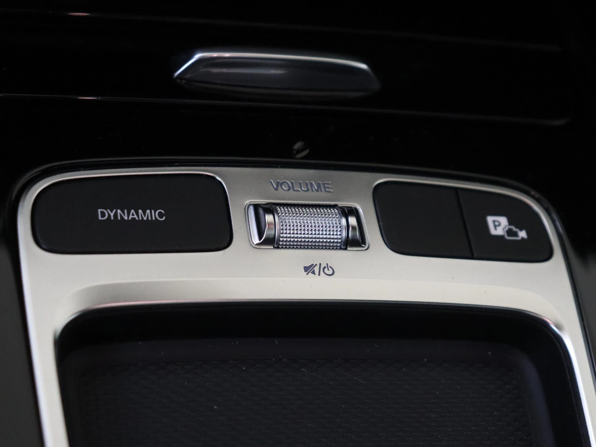 Mercedes-Benz B-Klasse 250 e Business Solution AMG