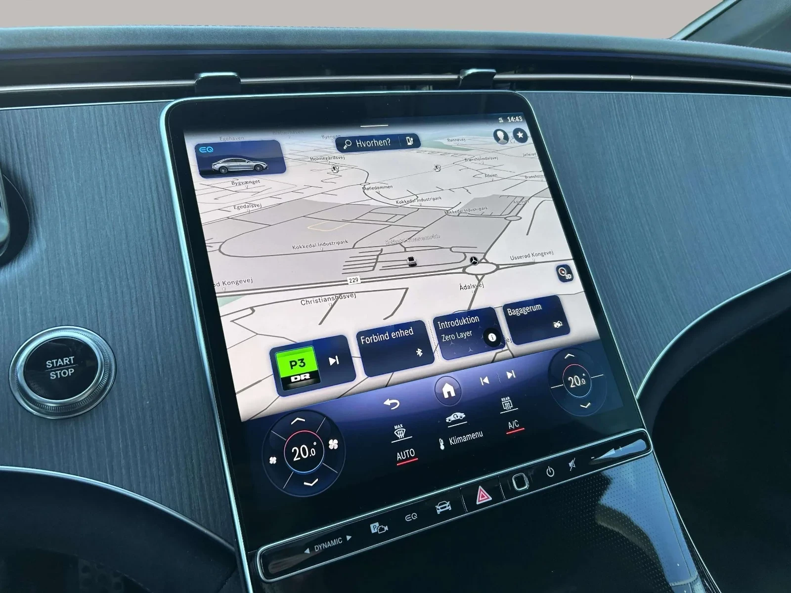 Mercedes-Benz-EQE-image-16