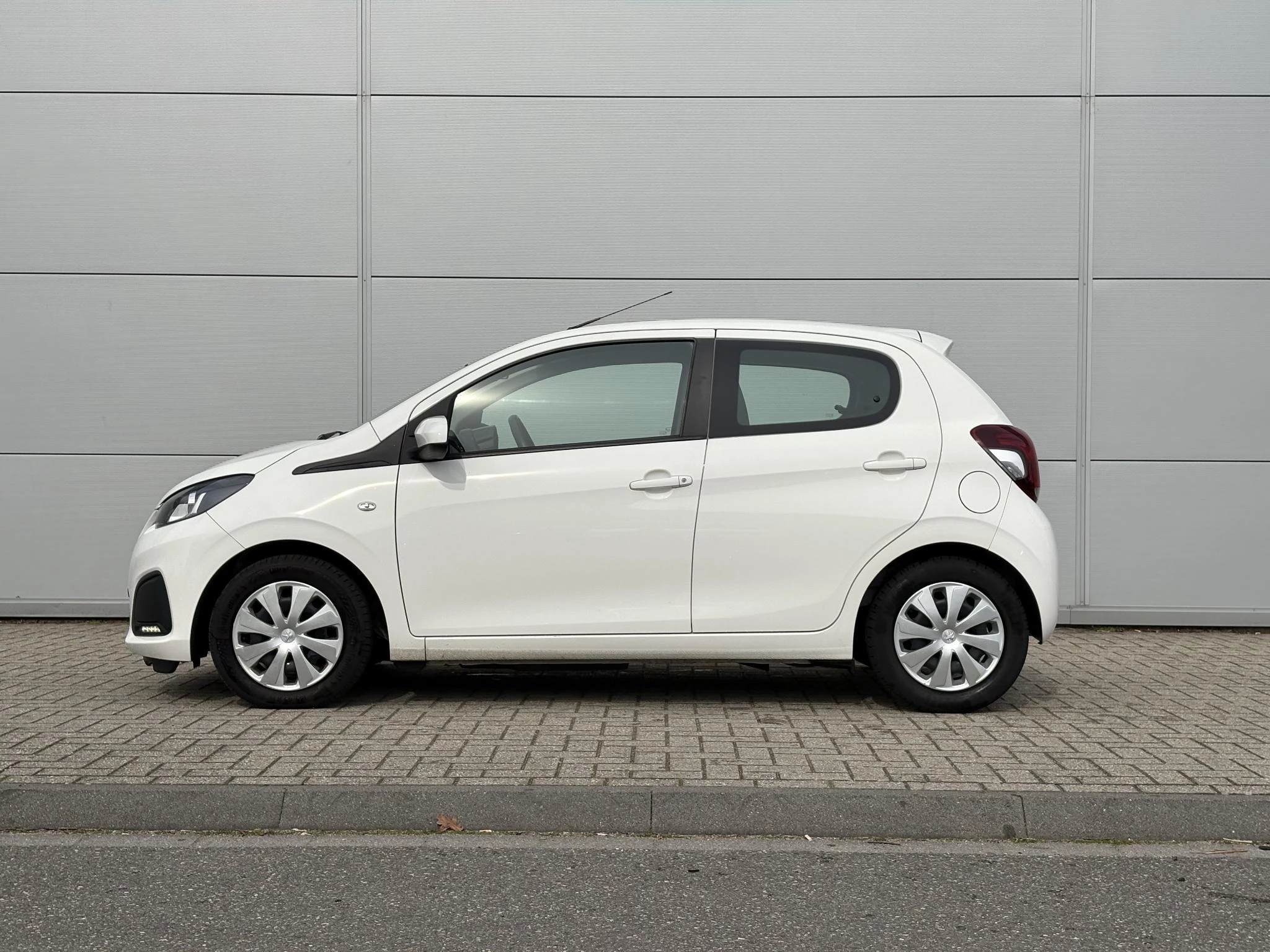 Peugeot-108-image-2