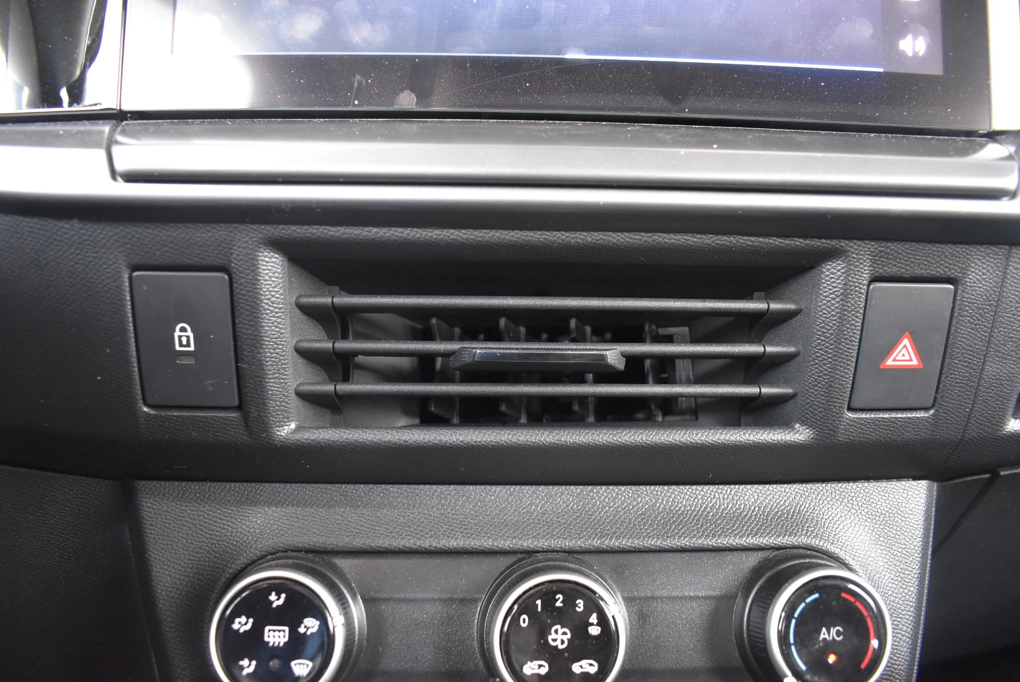 Opel Frontera 1.2 Turbo Hybrid Edition