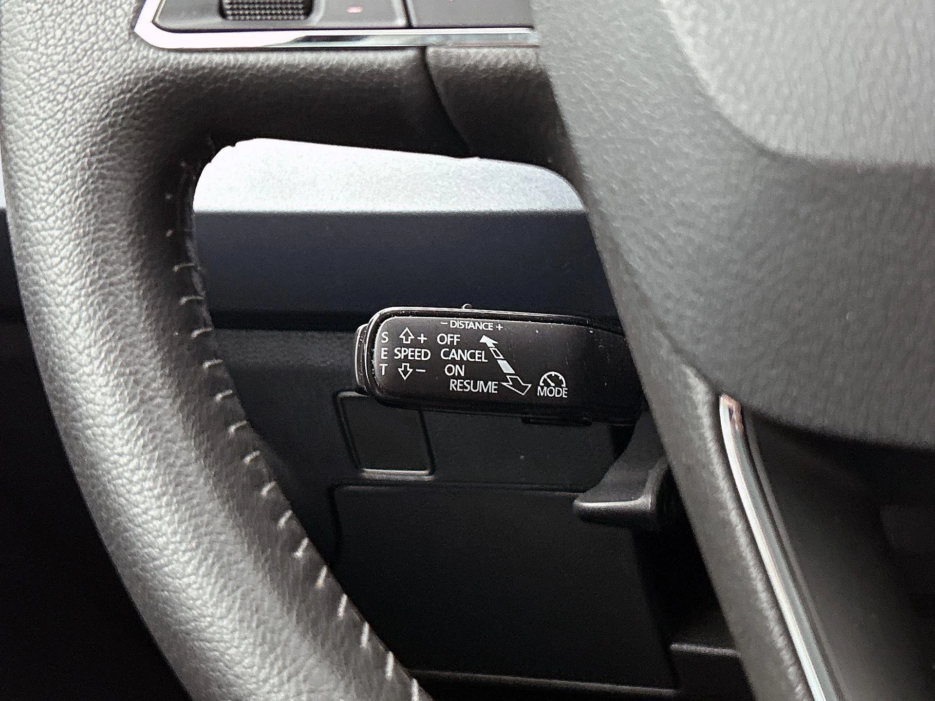 SEAT-Arona-image-5
