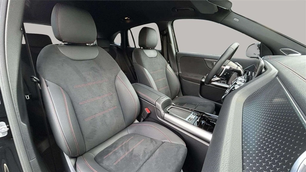 Mercedes-Benz-EQA-image-19