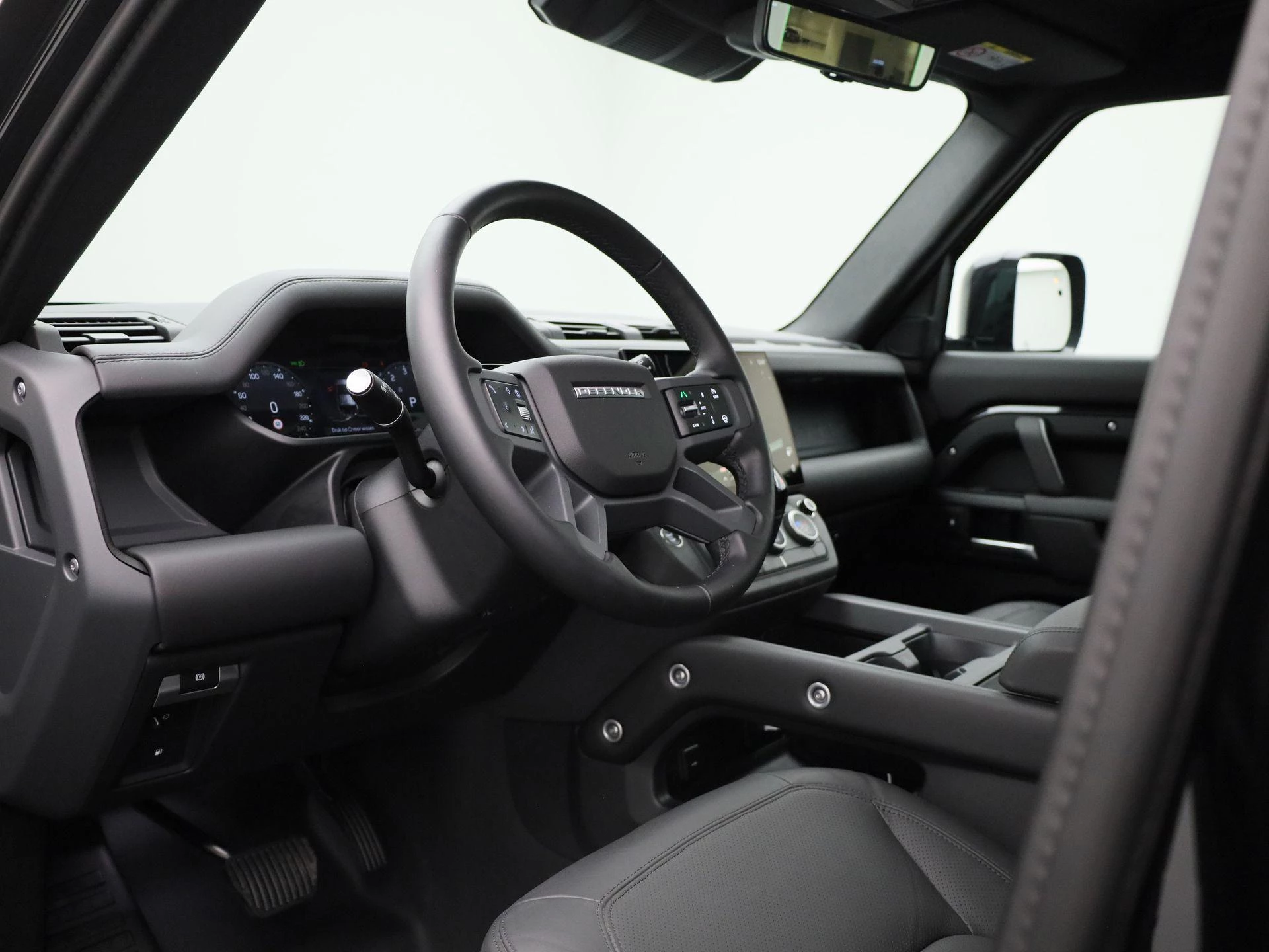 Land Rover-Defender-image-44