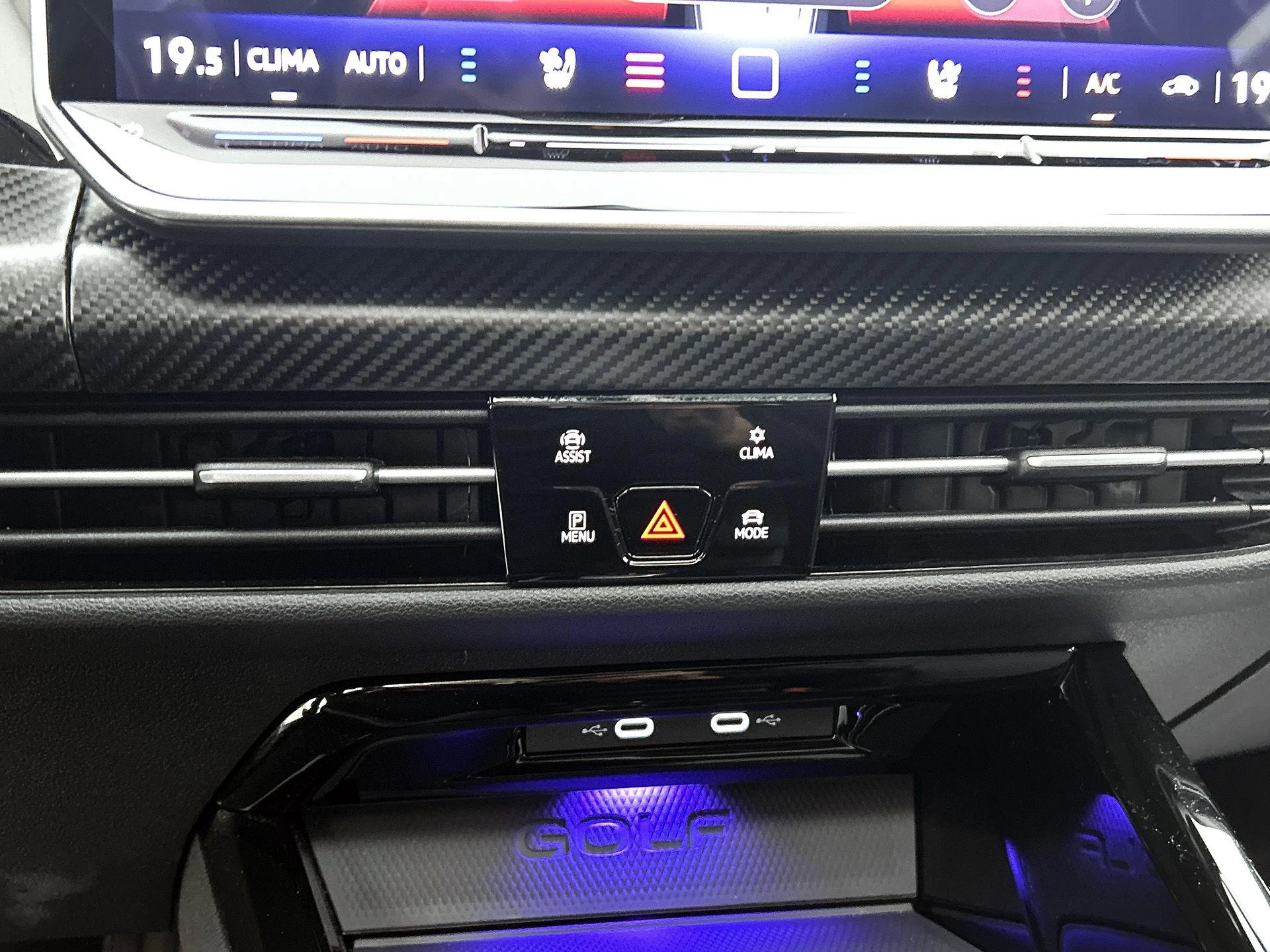 Volkswagen-Golf-image-8