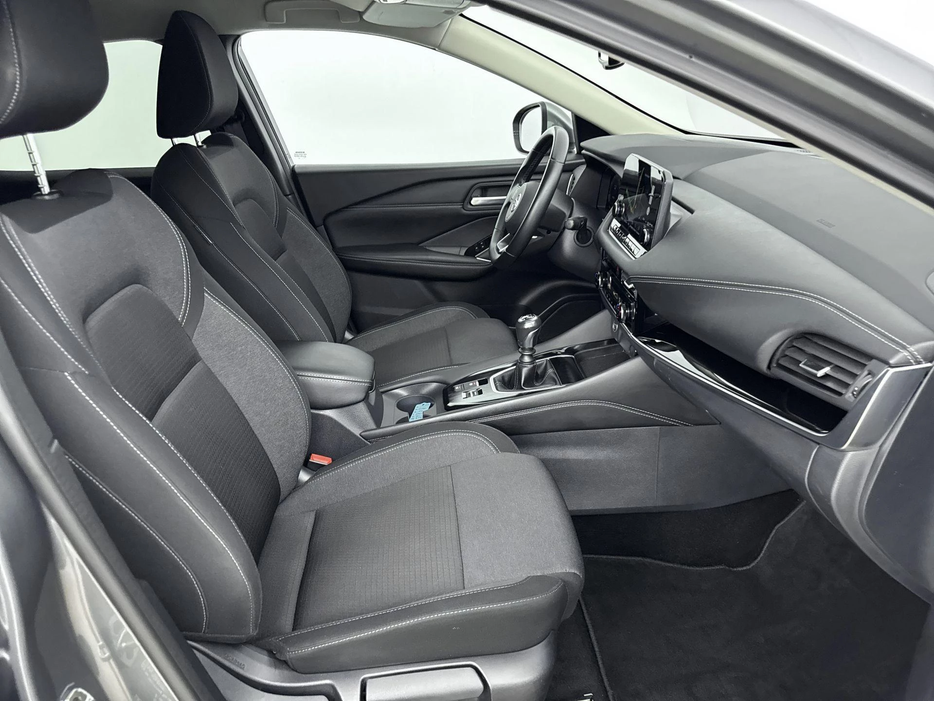 Nissan-QASHQAI-image-15