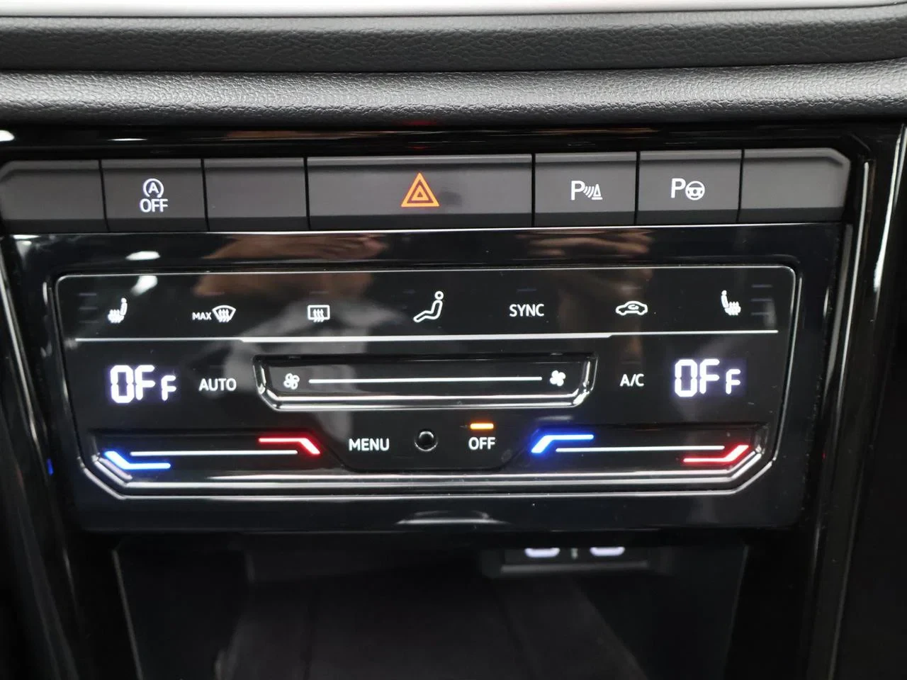 Volkswagen-T-Roc-image-15