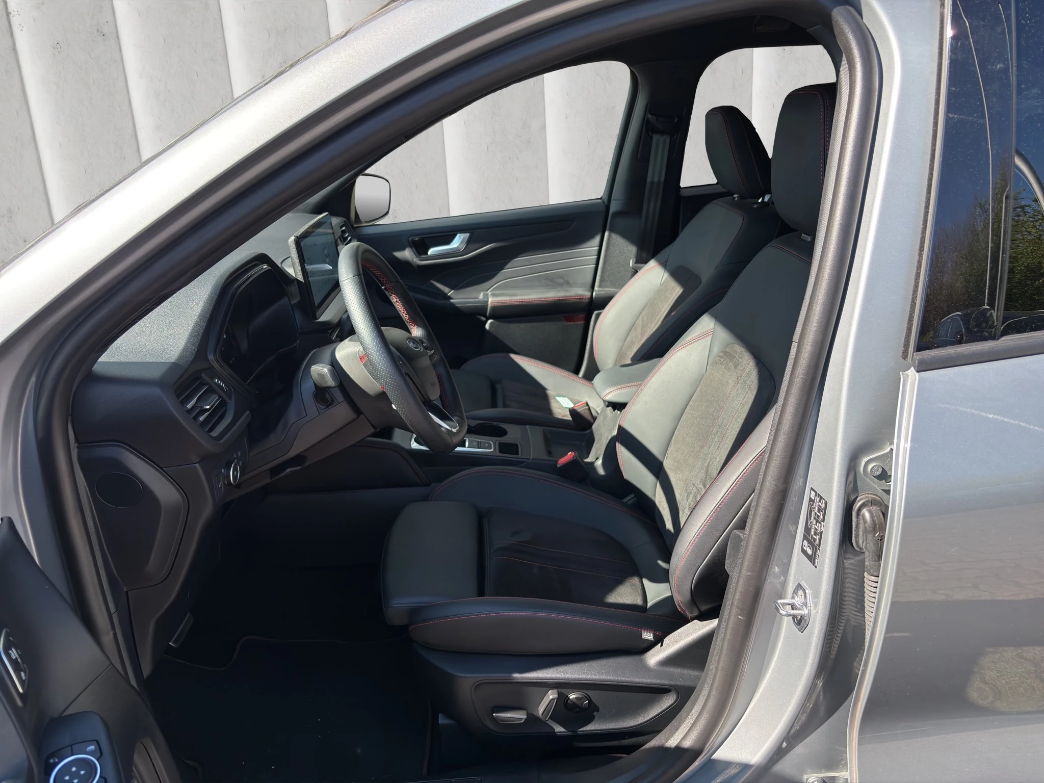 Ford Kuga ST-Line X Aut.*360GRAD*LED-MATRIX*NAVI*GRA*WINTER-PKT.