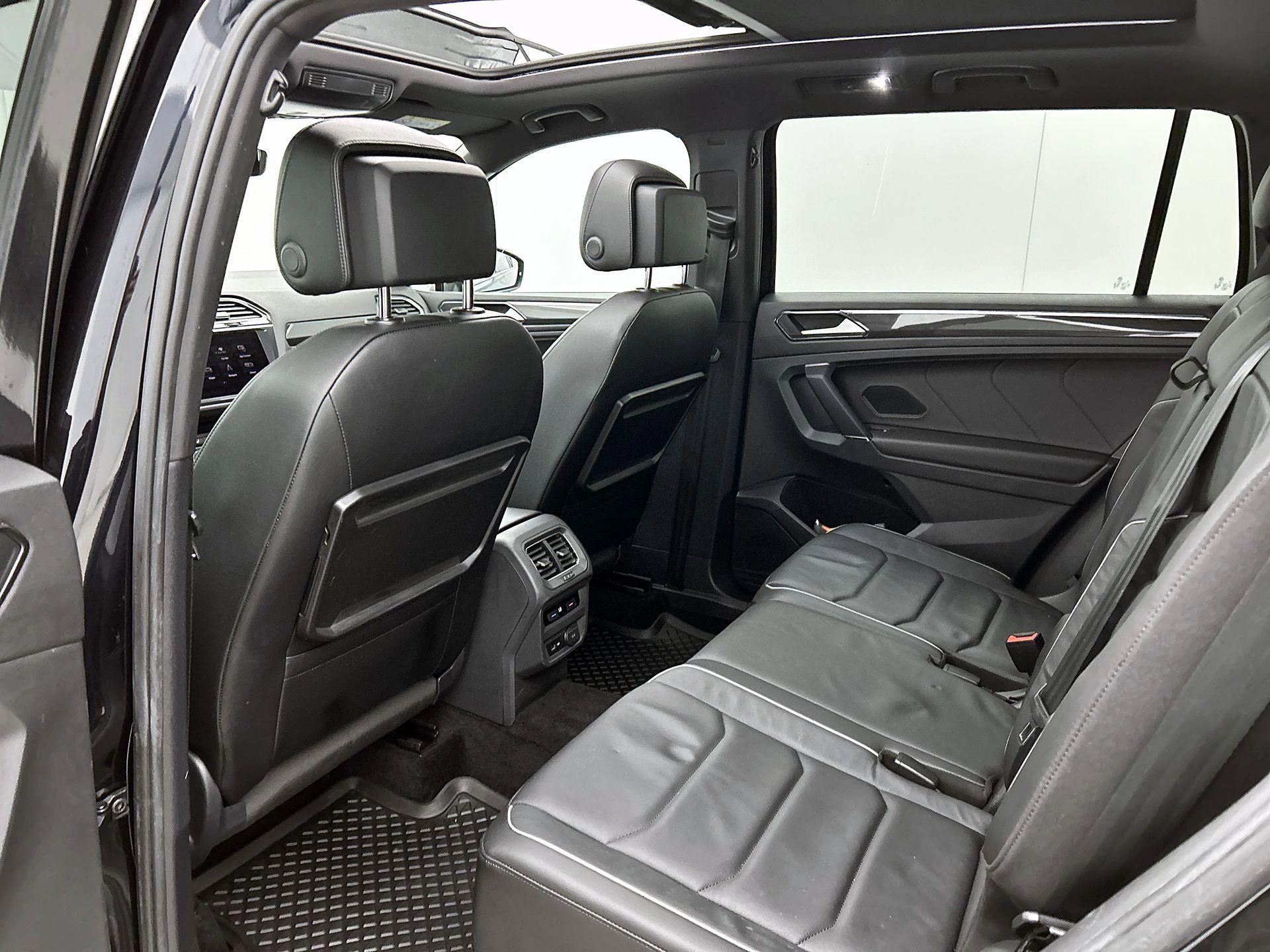 Volkswagen Tiguan Allspace 2.0 TSI 4Motion Highline Business R