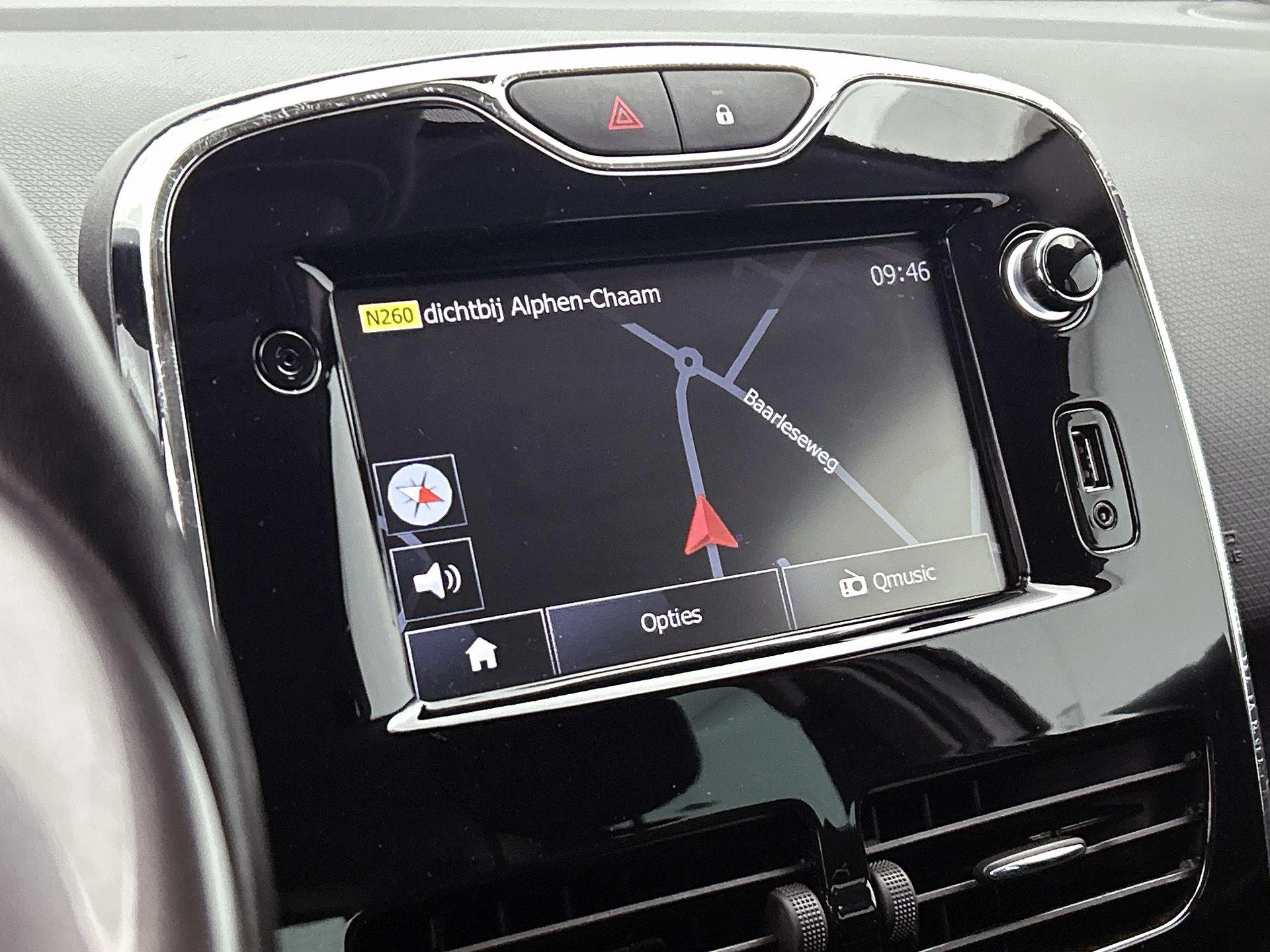 Renault-Clio-image-19