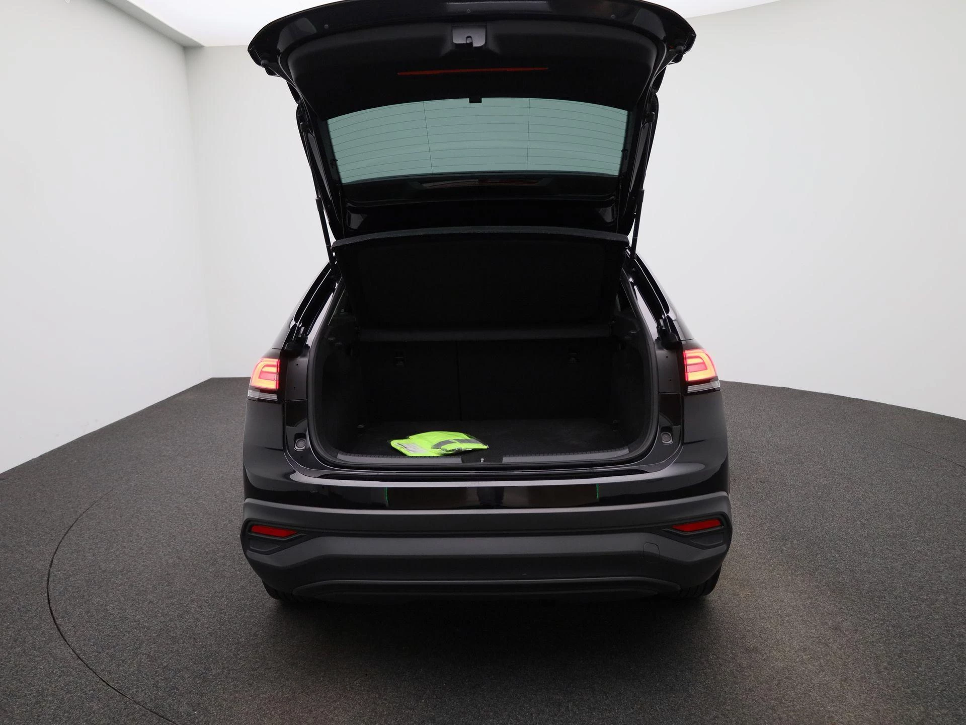 Volkswagen-Taigo-image-10