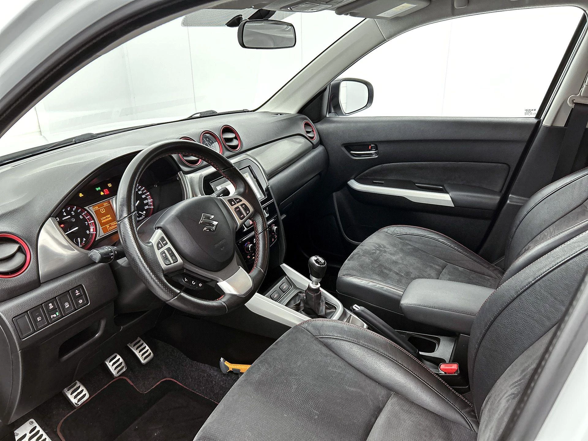 Suzuki-Vitara-image-18