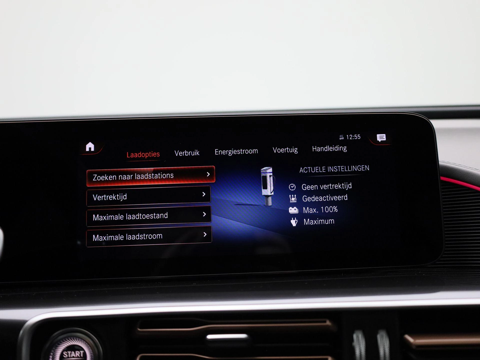 Mercedes-Benz-EQC-image-32